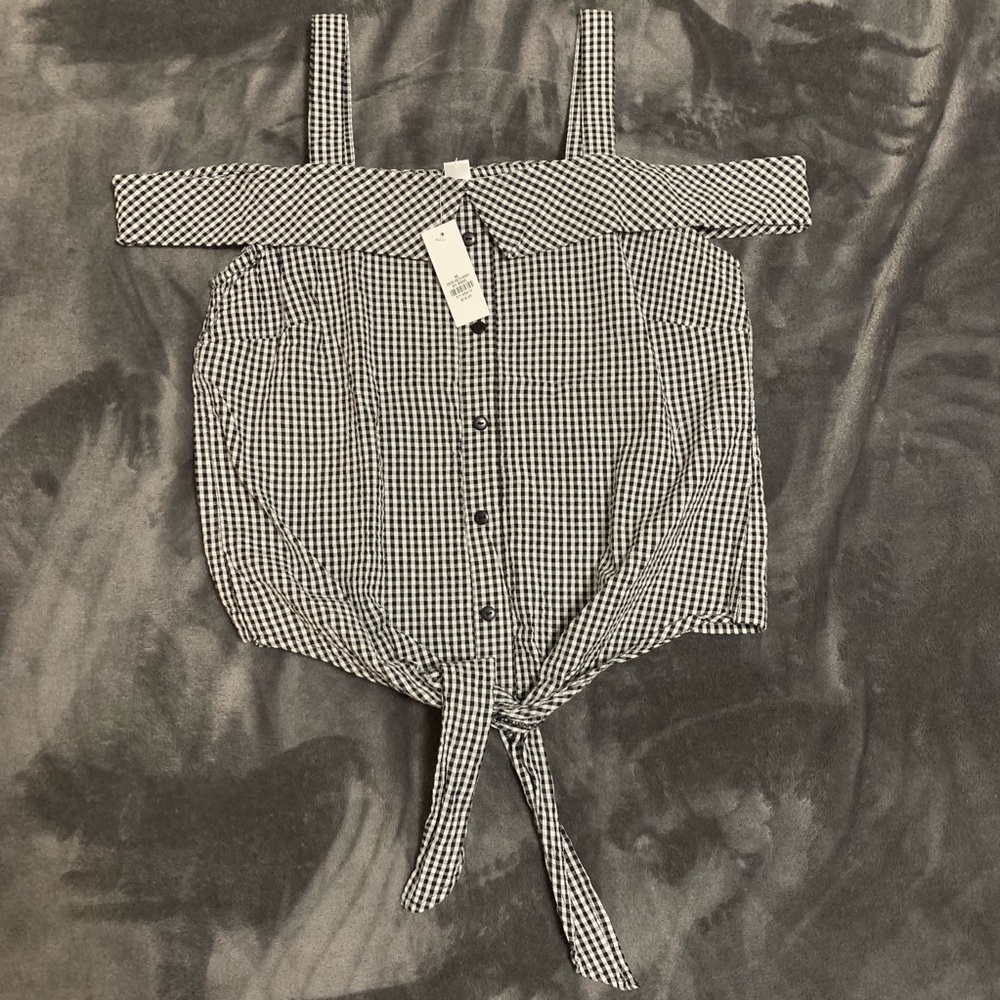 3/$20 — Checkered top